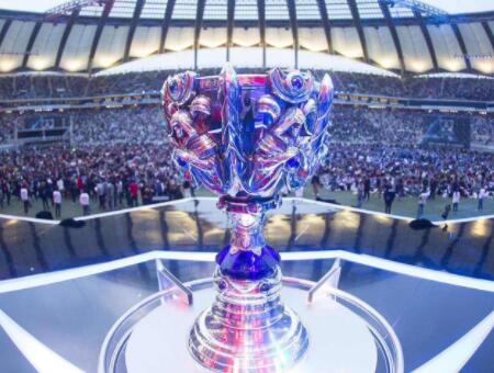 LPL解说预测LCK：全员认为GEN创造历史拿下LCK第一次五连冠